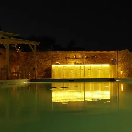 Paradise (adults Only) 3*