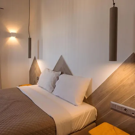 Paradise (adults Only)