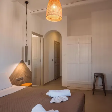 Hotel Paradise (adults Only)