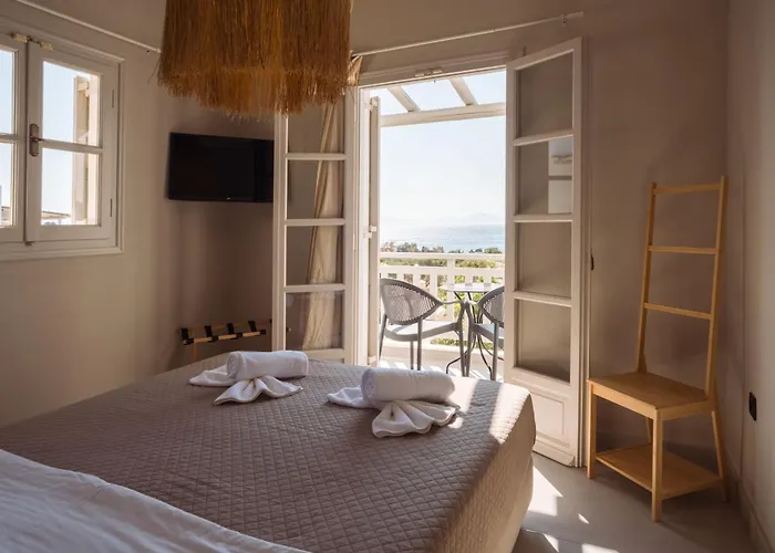 Paradise (adults Only) 3*