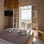 Paradise (adults Only) 3*