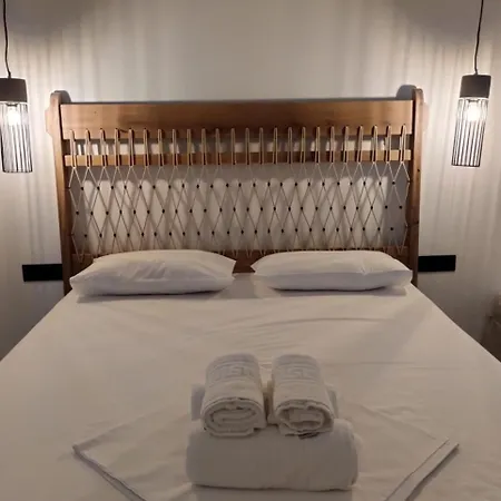 Paradise (adults Only) Hotell