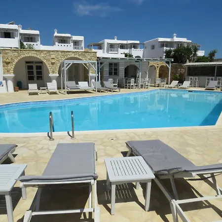 Paradise (adults Only) Hotell 3*